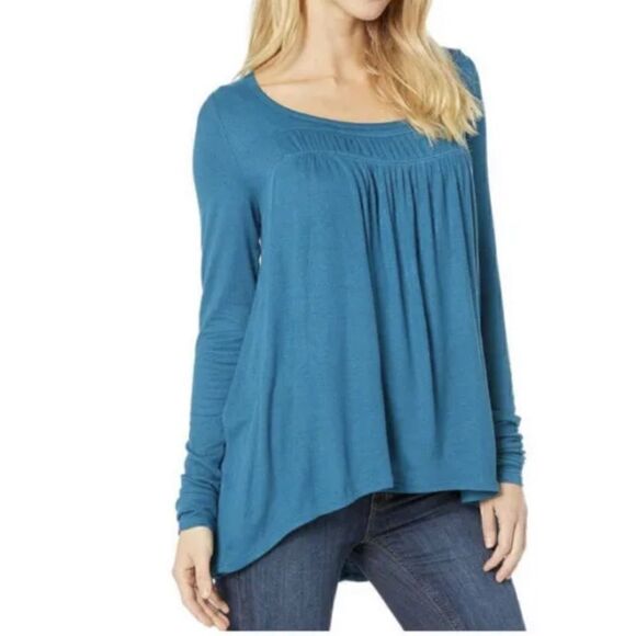 NWT MSRP $48 Free People Love Valley Long Sleeve High/Low Top Women's Size XS - Picture 3 of 9